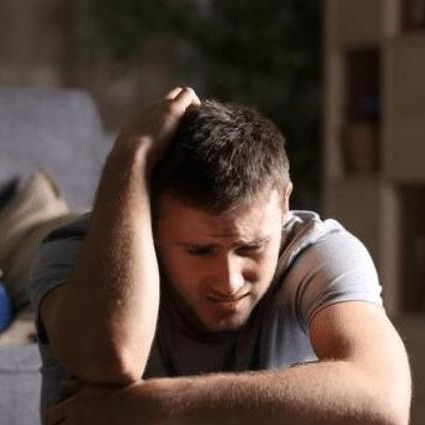 男人說煩你了代表什么，一個(gè)男人開始嫌你煩了說明什么