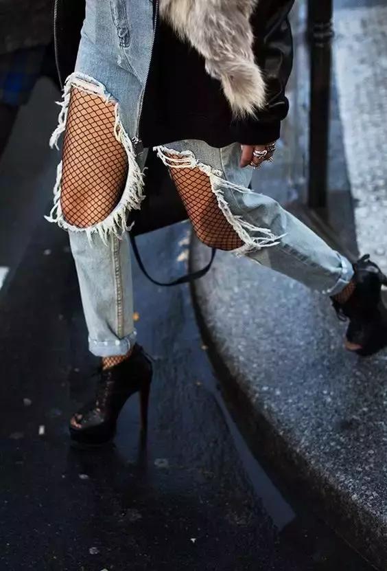 服裝搭配：女人到了25+的年齡，衣服別這樣穿！
