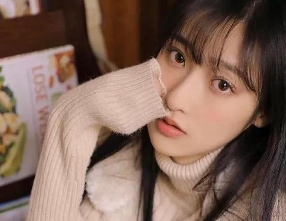 女人越愛越深的表現，女人暗示你繼續(xù)追她的表現