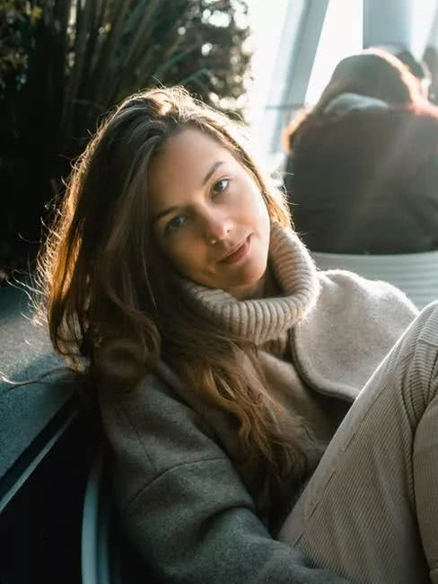 擁抱時(shí)女人愛你的表現(xiàn)，擁抱可以看出一個(gè)女人有多愛你嗎